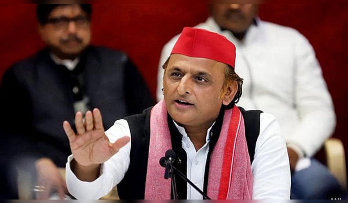 Image for ''CM Now Means Corrupt Mouth’: Akhilesh Yadav Slams BJP As Naseemuddin Siddiqui Joins Samajwadi Party'